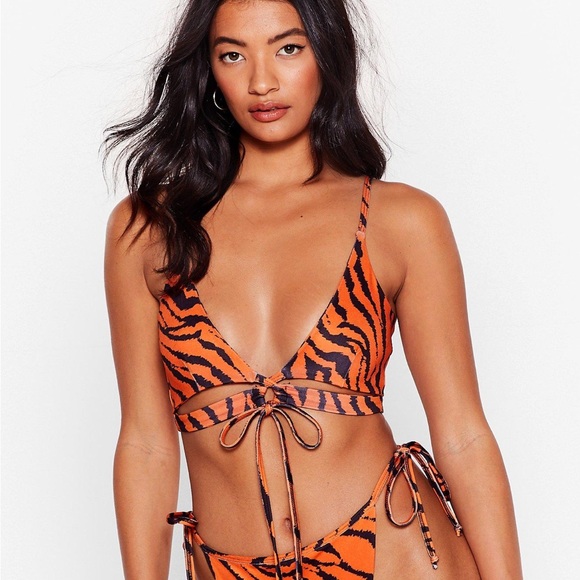 NASTY GAL Tiger Print Bikini - Picture 3 of 5